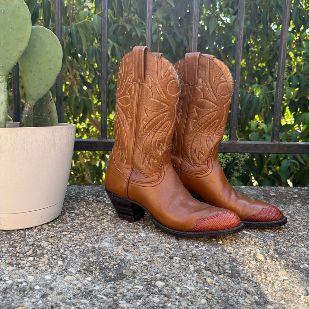 Copper-Brown Cowboy Boots‎